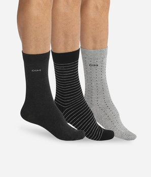 Pack of 3 pairs of men’s black and charcoal dotty & striped socks