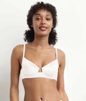 Underwired graphic lace push-up bra in Nacre Mod de Dim