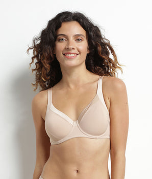 Generous New Skin underwire push-up bra